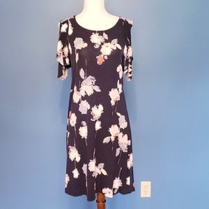 Cold should ruffled dressed